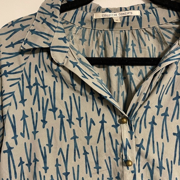 COLLECTIVE CONCEPT romper - Picture 2 of 5